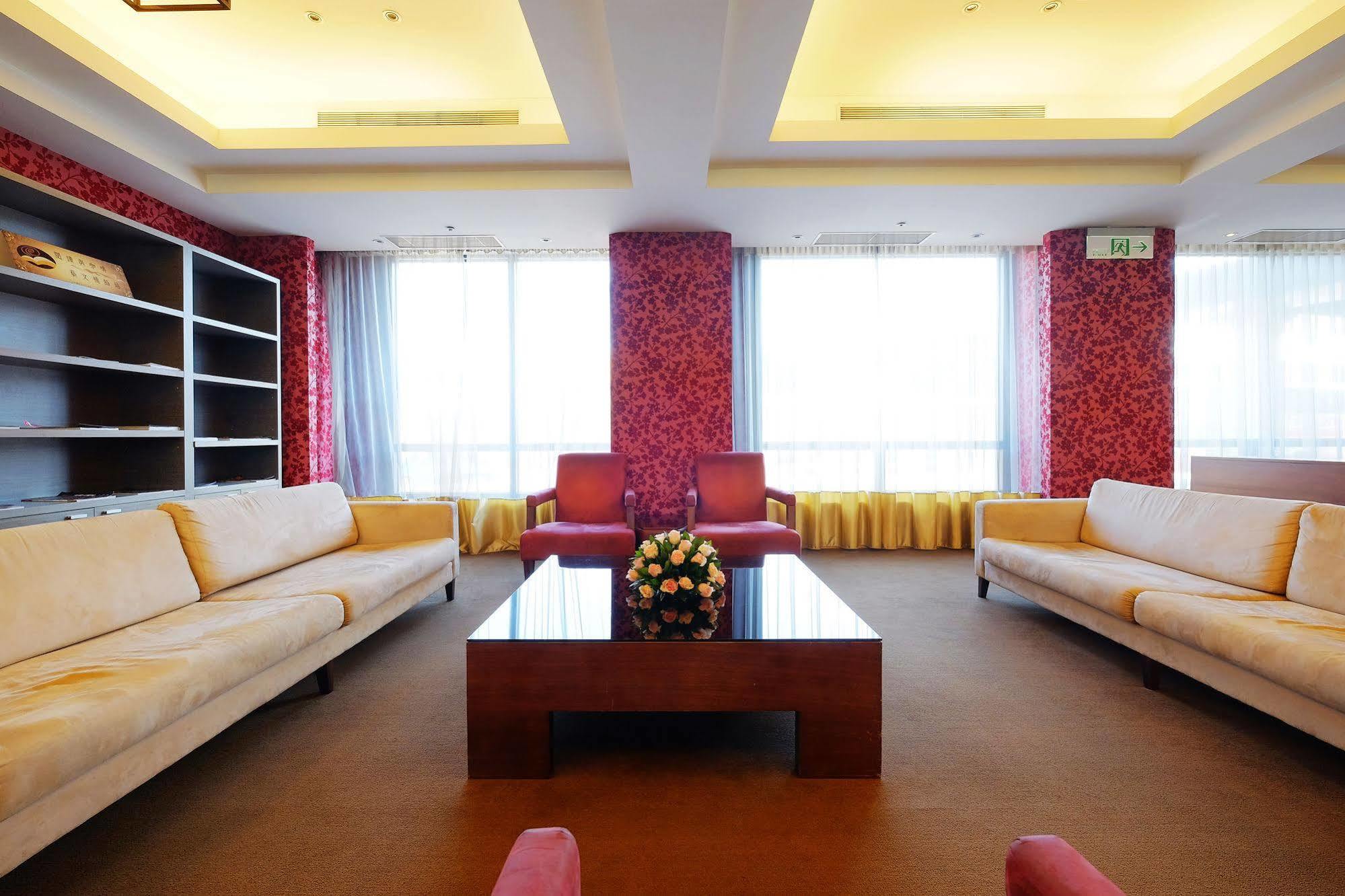 City Suites - Taoyuan Gateway Esterno foto